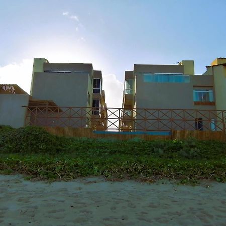 Triplex pé na areia com 3 suítes próximo Salvador Lauro de Freitas Esterno foto